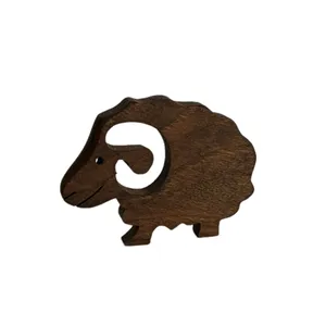 مجسمه چوبی مدل بز فانتزی