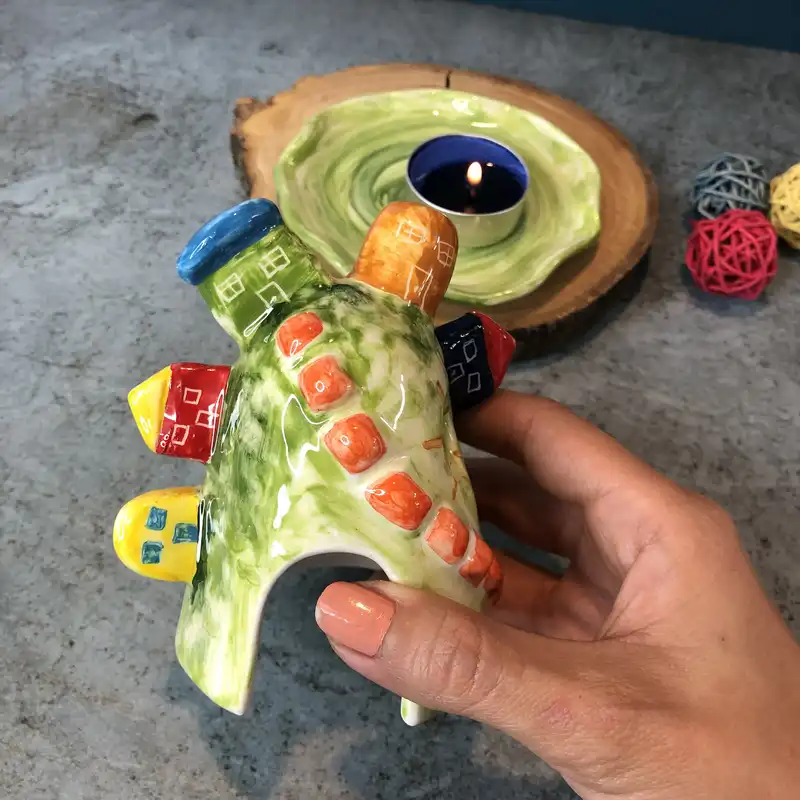 جاشمعی سرامیکی طرح خانه‌های رنگی