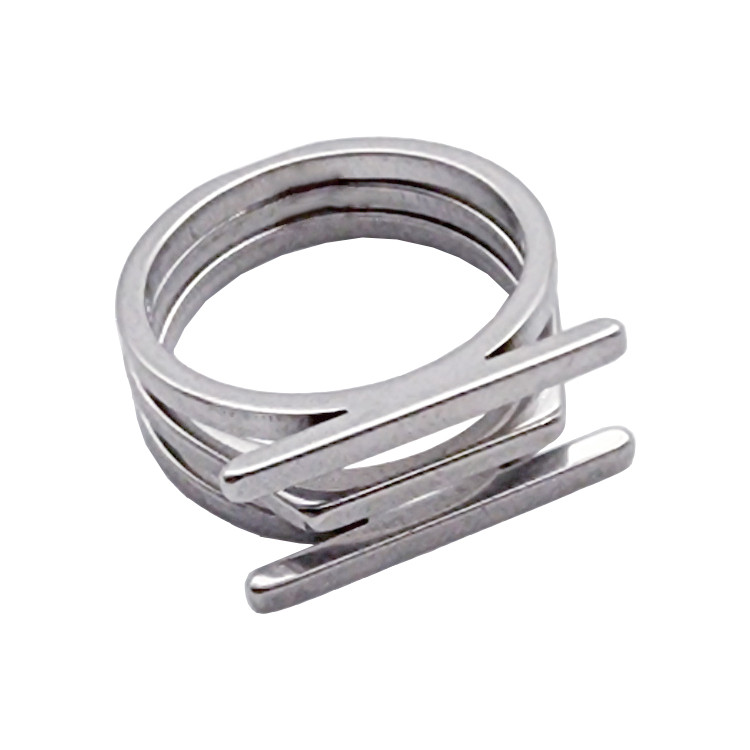 انگشتر زنانه مدل سه خط كد RNG26SV انگشتر زنانه مدل سه خط كد RNG26SV