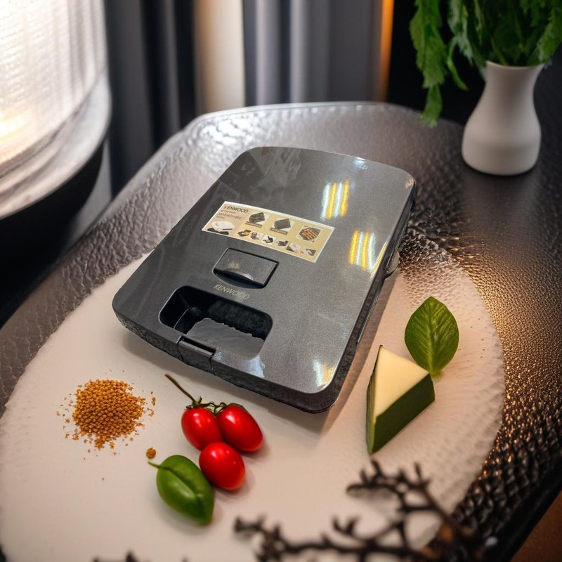 ساندویچ‌ساز کنوود مدل SM740