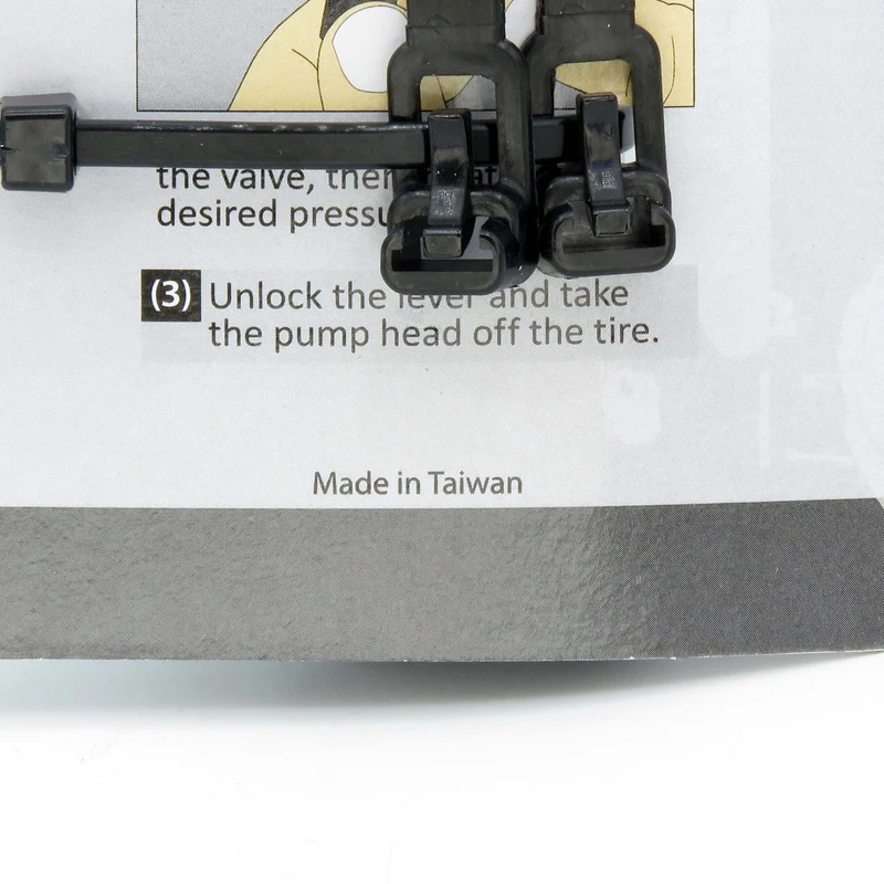 عکس شماره 12 : تلمبه دستی مدل giyo کد 1424 با 140 سی سی حجم هوای تزریقی در هر پمپاژ