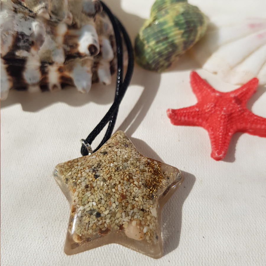 گردنبند دخترانه مدل رزینی ستاره