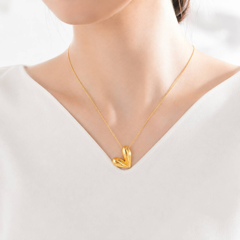 آویز گردنبند طلا کم اجرت 18 عیار زنانه طلای صداقت مدل قلب کد MO-12