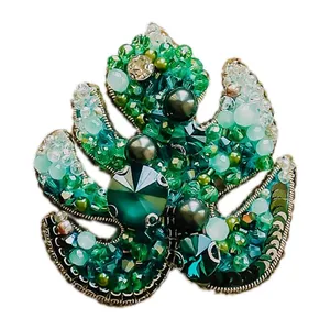 سنجاق سینه زنانه مدل برگ انجیری