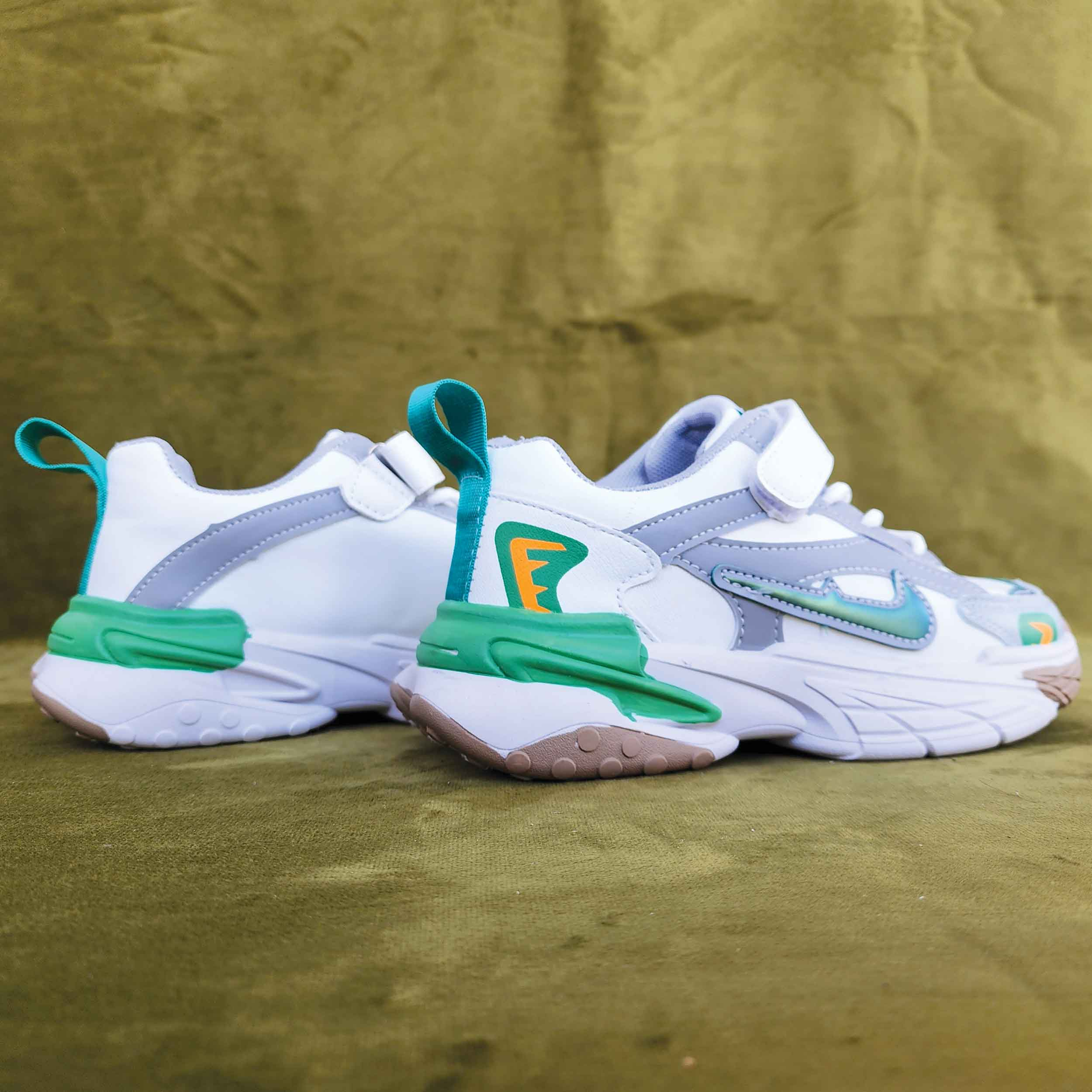 کفش مخصوص پیاده روی بچگانه مدل NQ-EQ GreeQ-102017