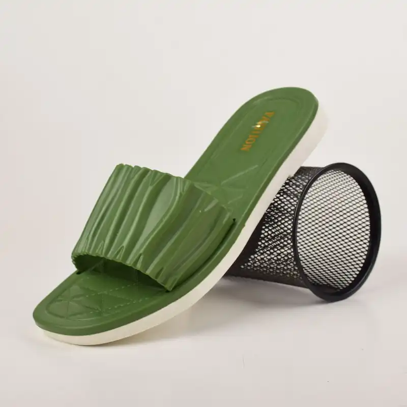 دمپایی زنانه پاپا مدل GRN.2649