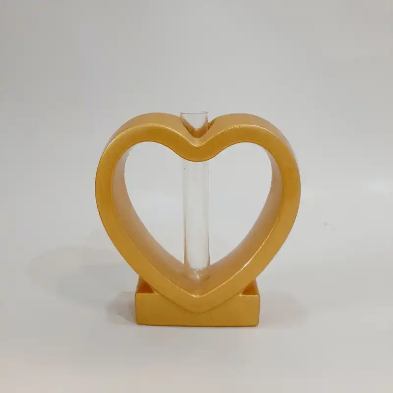 گلدان دکوری مدل گلجای طرح قلب