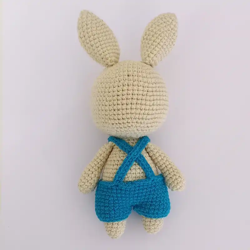 عروسک قلاب بافی طرح خرگوش مدل 04