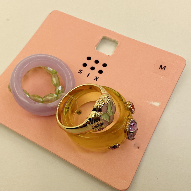 انگشتر زنانه سیکس مدل فانتزی قلب مجموعه 4 عددی انگشتر زنانه سیکس مدل فانتزی قلب مجموعه 4 عددی