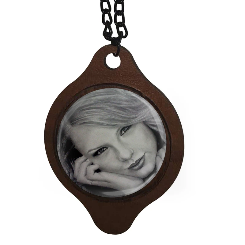 آویز تزیینی خودرو طرح پرتره دختر کد 1064