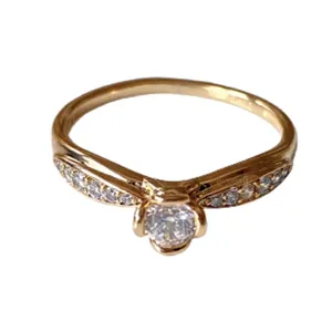 انگشتر زنانه ژوپینگ مدل نگینی کد 3