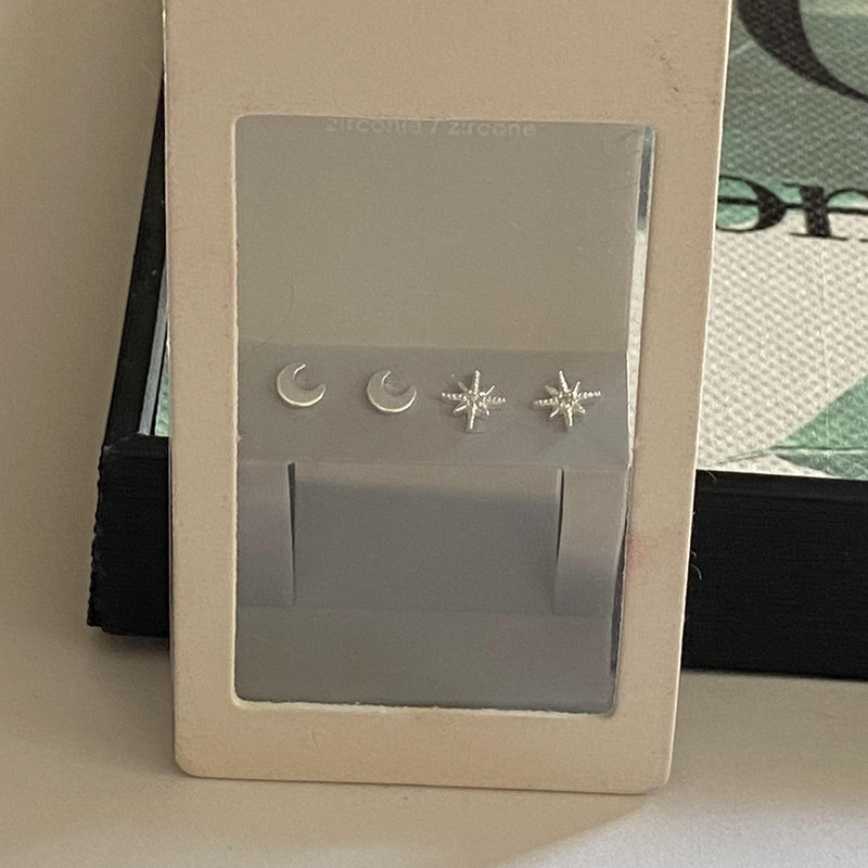 گوشواره نقره زنانه مدل ماه و ستاره مجموعه 4 عددی گوشواره نقره زنانه مدل ماه و ستاره مجموعه 4 عددی