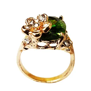 انگشتر زنانه مدل گل نگین دار کد ANZ 96