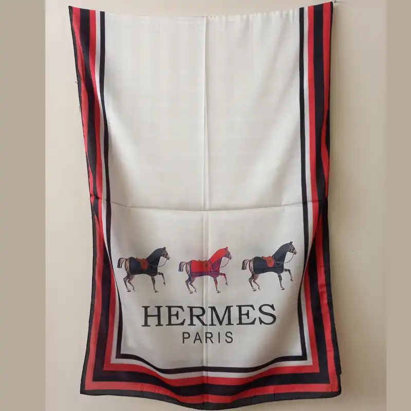 شال زنانه  مدل ابریشم مجلسی مهمانی حاشیه راه راه کد 1