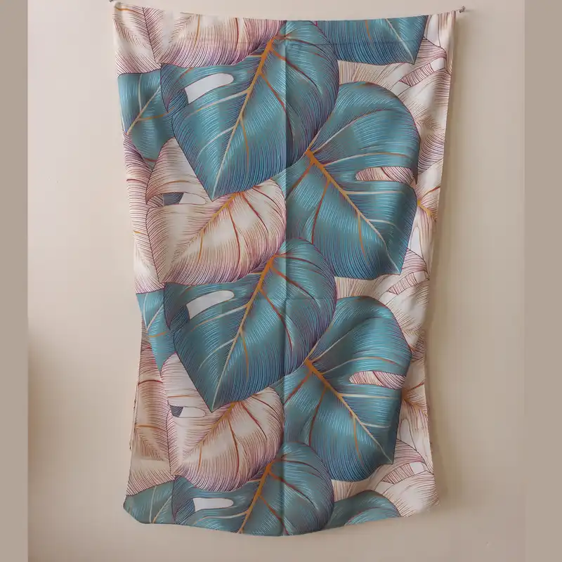 شال زنانه مدل نخی شاد گلدار برگی