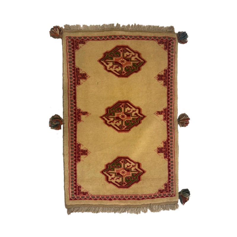گبه دستباف نیم متری مدل بافت قشقای شیراز کد NKP-sgp59