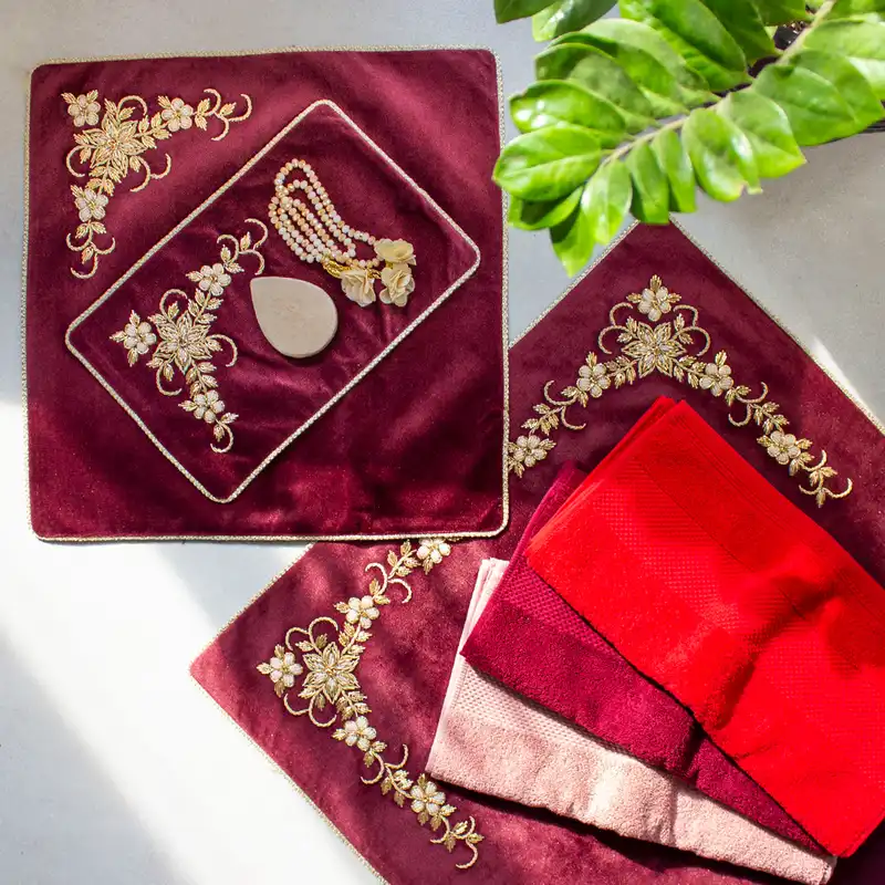 سجاده و جانماز سرمه دوزی مدل مخمل