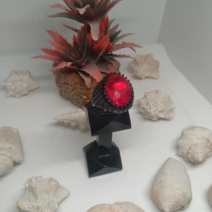 انگشتر مردانه مدل یاقوت کبود انگشتر مردانه مدل یاقوت کبود