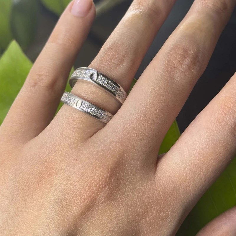 عکس شماره 2 : ست انگشتر نقره زنانه و مردانه مدل مخراج برلیان بدون ریزش آبکاری رادیوم کد awr-1949