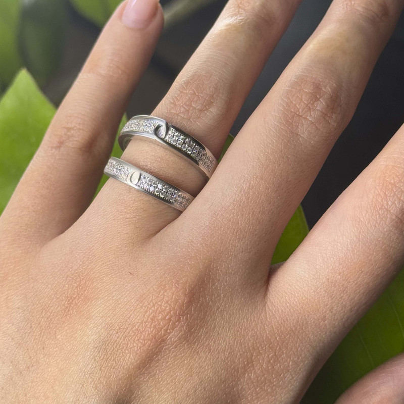 ست انگشتر نقره زنانه و مردانه مدل مخراج برلیان بدون ریزش آبکاری رادیوم کد AWR-1949