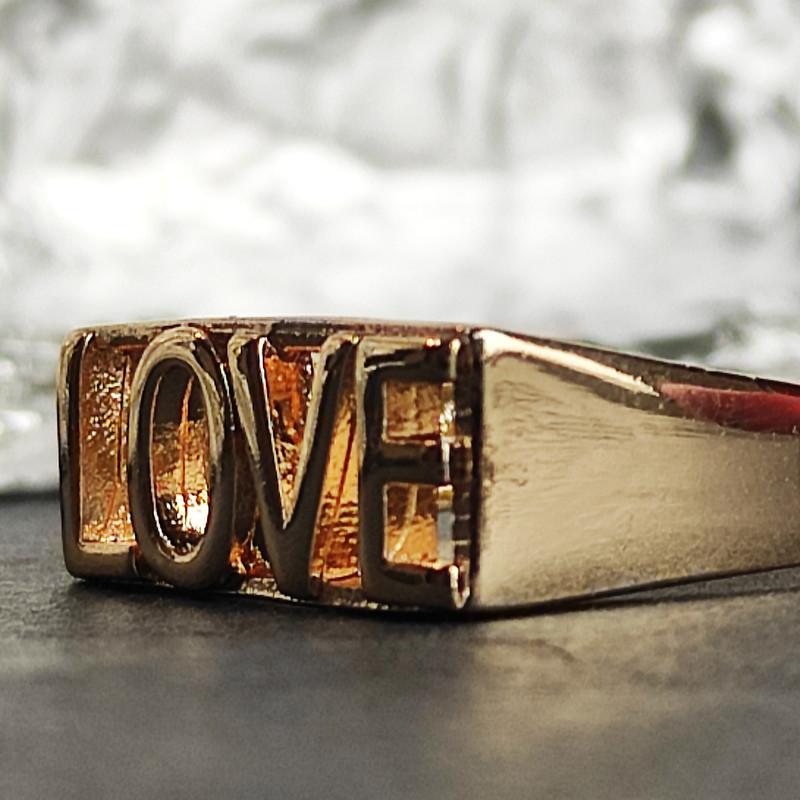 انگشتر مدل عشق طرح LOVE انگشتر مدل عشق طرح LOVE