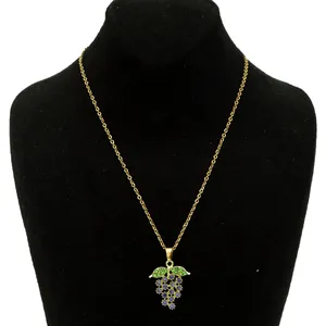 گردنبند زنانه مدل انگور نگین دار زیبا کد GZ-Beh-03