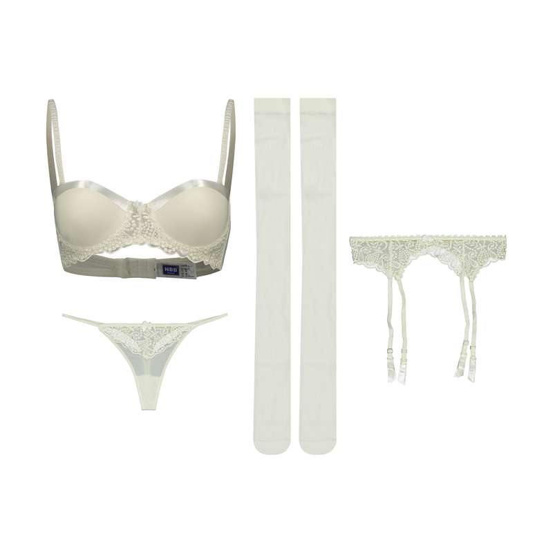 ست 4 تکه لباس زیر زنانه ان بی بی مدل 4526-1