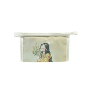 کیف لوازم آرایش زنانه مدل دختر گل کد gol286