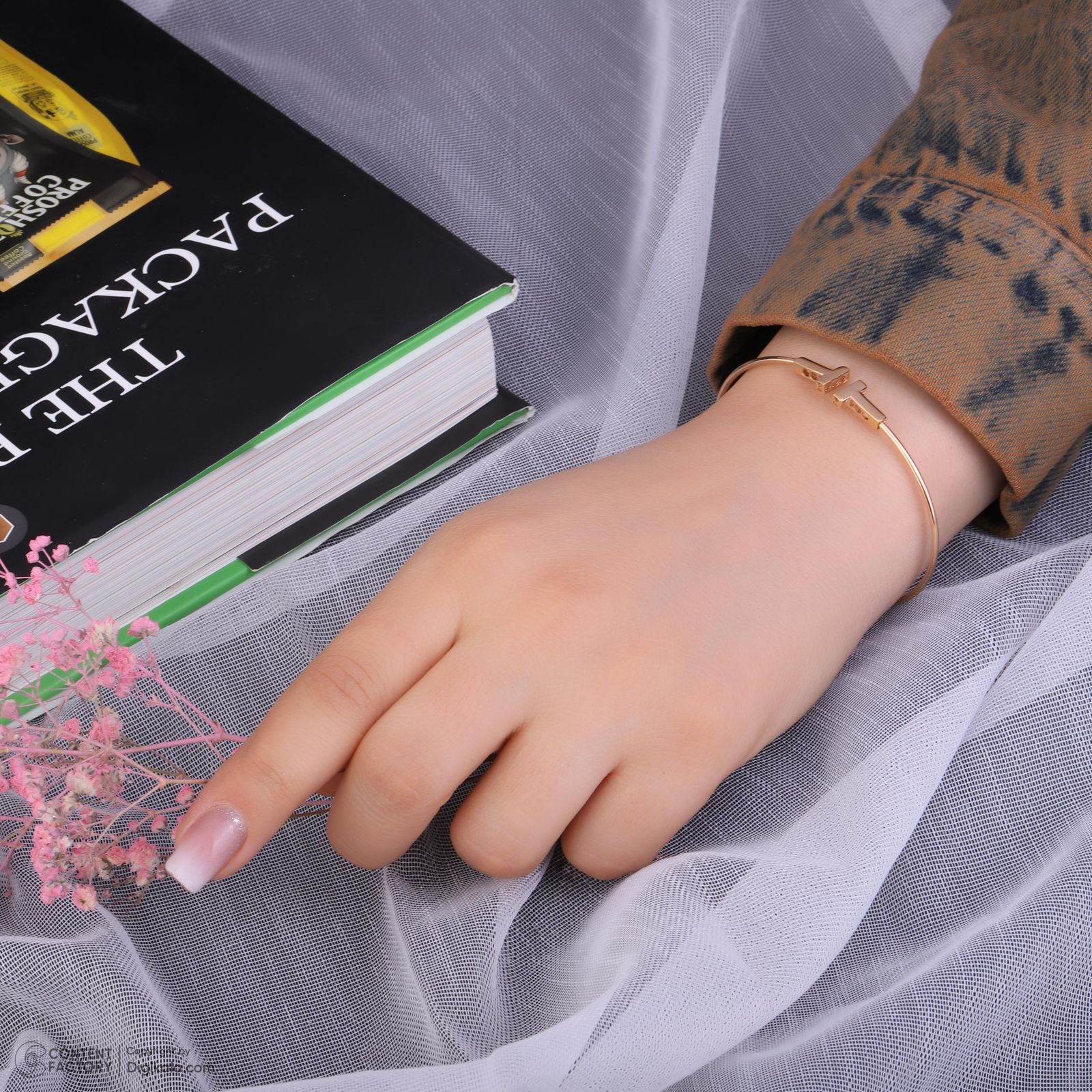 بنگل طلا 18 عیار زنانه حافا گلد مدل تیفانی کد bn010 -  - 8