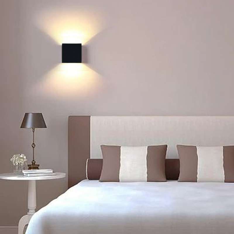 چراغ دیواری مدل پرتو 