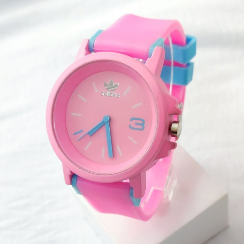 ساعت مچی عقربه ای دخترانه مدل A3 ساعت مچی عقربه ای دخترانه مدل A3