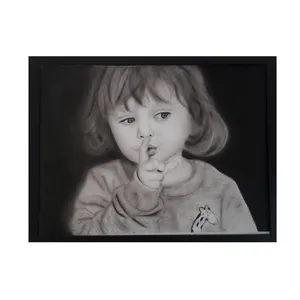 تابلو نقاشی سیاه قلم طرح کودک کد 001