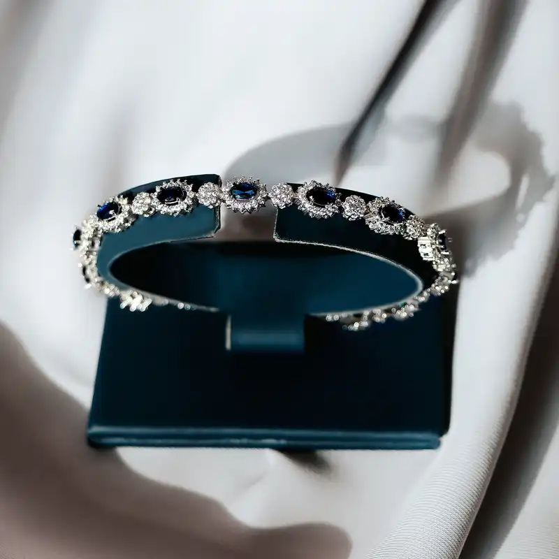 دستبند نقره زنانه جی تی ای مدل جی نایس