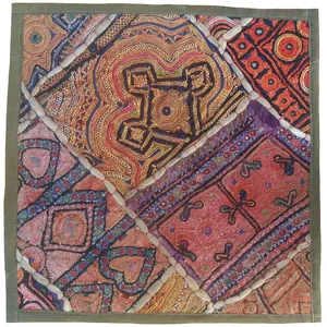 رومیزی سوزن دوزی مدل عسلی کد ZAR24