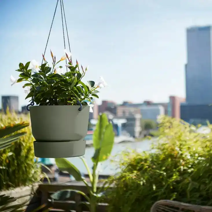 اویز گلدان مدل دهکده سبز