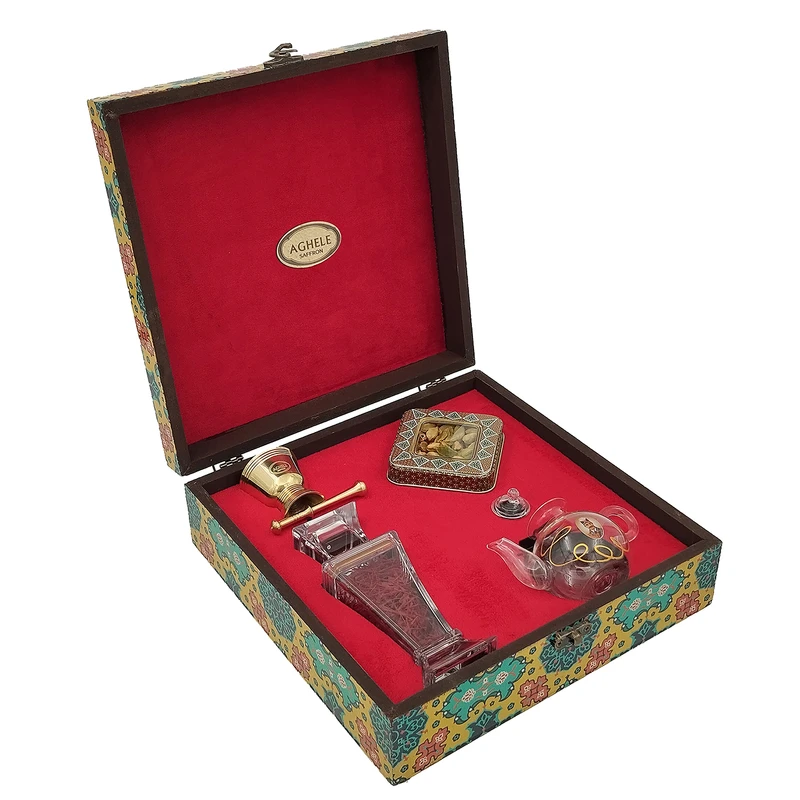 زعفران کادویی عاقله - 5 گرم به همراه هل - 40 گرم