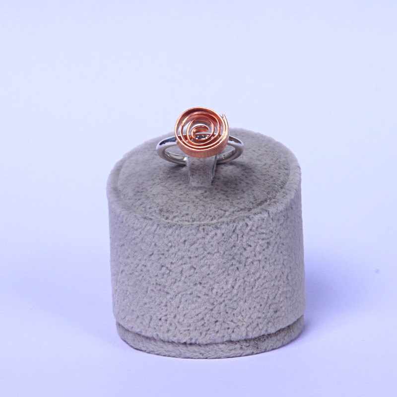 انگشتر نقره زنانه مدل تاو H03