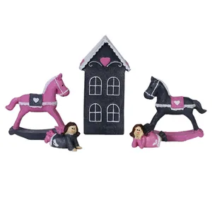 مجسمه لیلپار طرح کلبه و اسب مدل DGA-2122 مجموعه 5 عددی