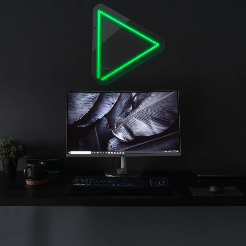 چراغ دیواری نئون دیزاین طرح Play_GR