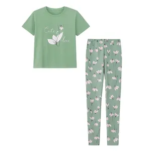 ست تی‌شرت آستین کوتاه و شلوار راحتی زنانه مدل MNT999