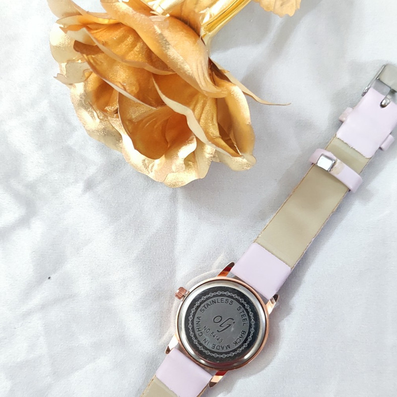 ساعت مچی عقربه ای دخترانه اولیجیا مدل Ol1