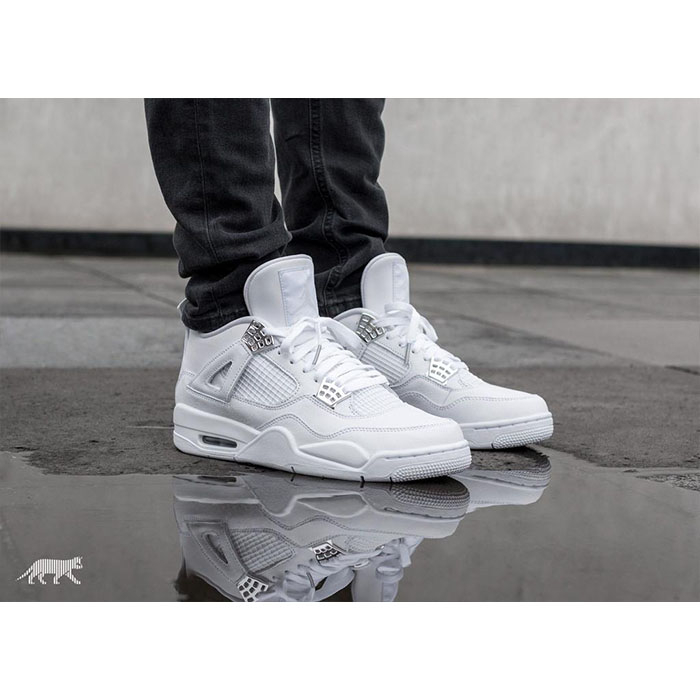 Retro 4 best sale jordan precio