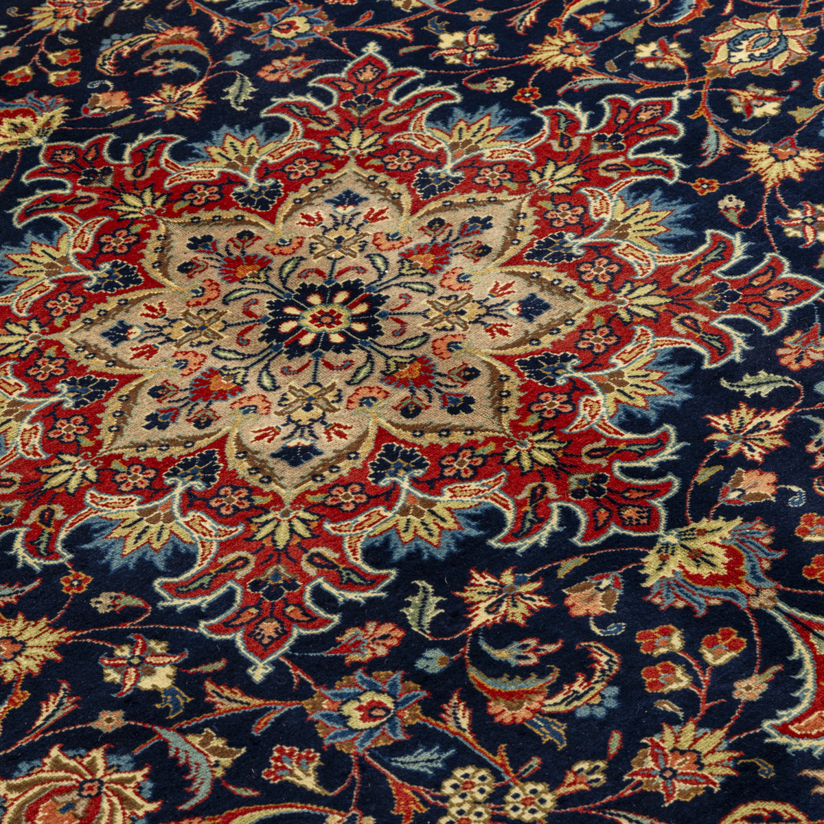 فرش دستبافت پنج و نیم متری طرح زابل کد 4.97.574