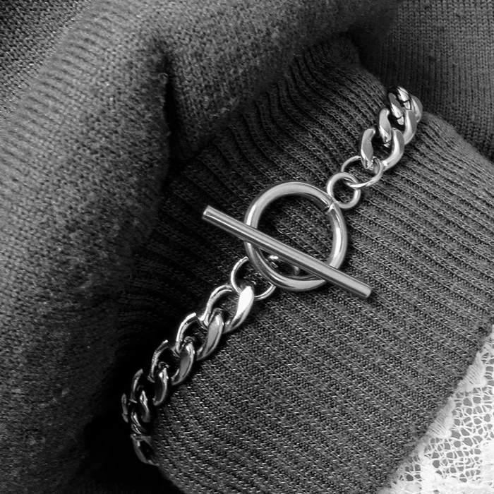 عکس شماره 4 : نیم ست زنانه مدل قفل تی کد 3-777