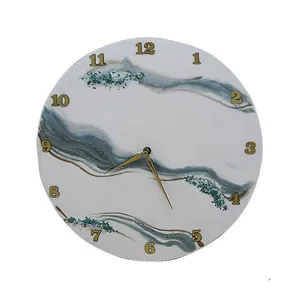 ساعت رزینی مدل گرد کد 4