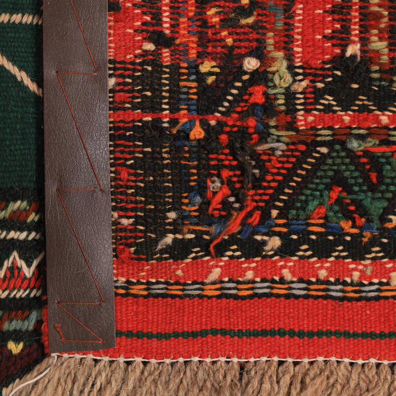 گلیم دستبافت دو متری مدل سفره کردی کد 4040108