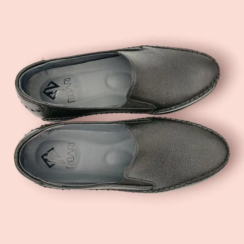 کفش طبی زنانه ریباری مدل T3