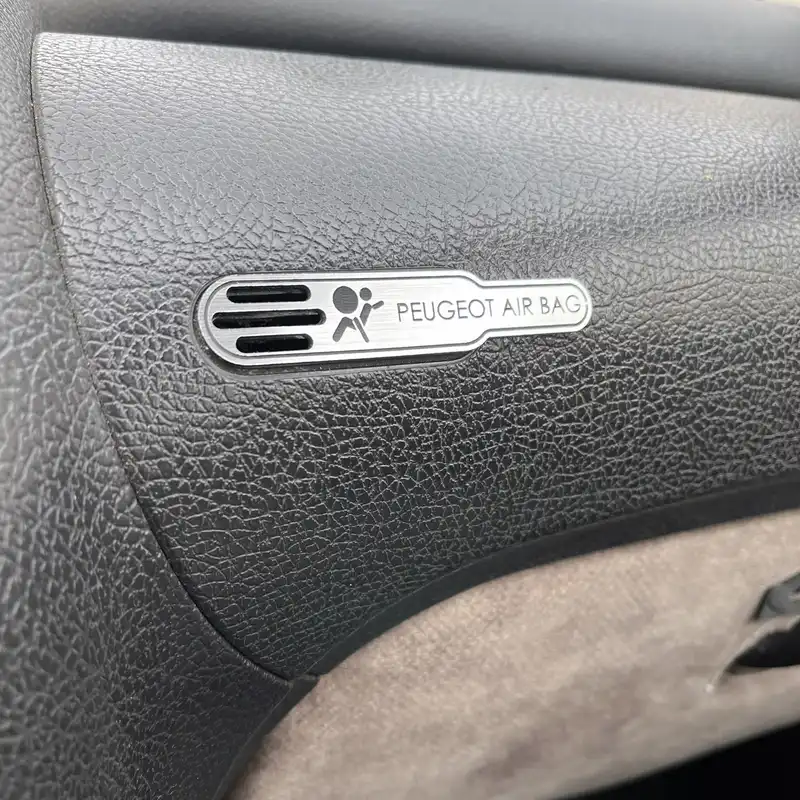 آرم خودرو مدل ایربگ کد AIR01