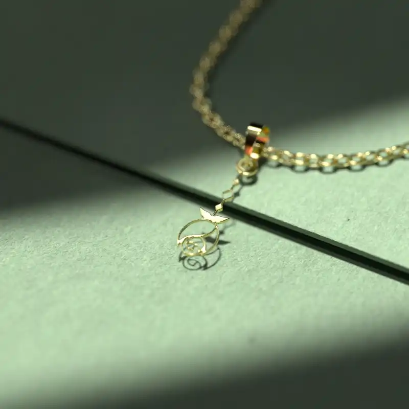 گردنبند طلا 18 عیار زنانه مدوپد مدل طرح گل لاله کد MM1072