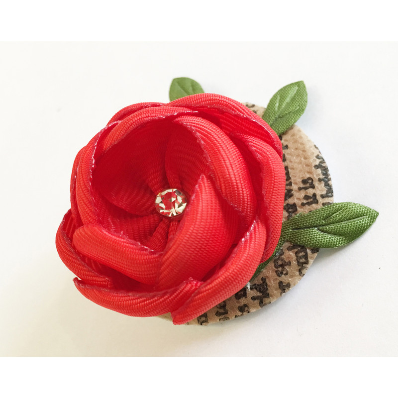 گل سینه دخترانه مدل گل رز اسکاتلندی کد 99